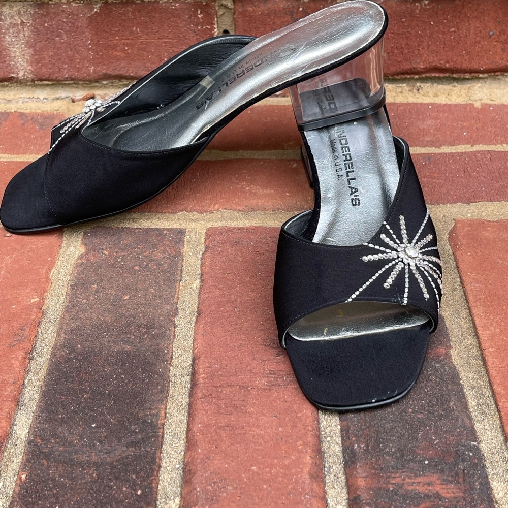 Cinderella Slides - Picture 2 of 4